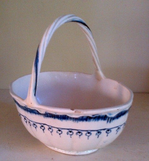 18th Century and Earlier Wedgwood Mared Strawberry Basket For Sale