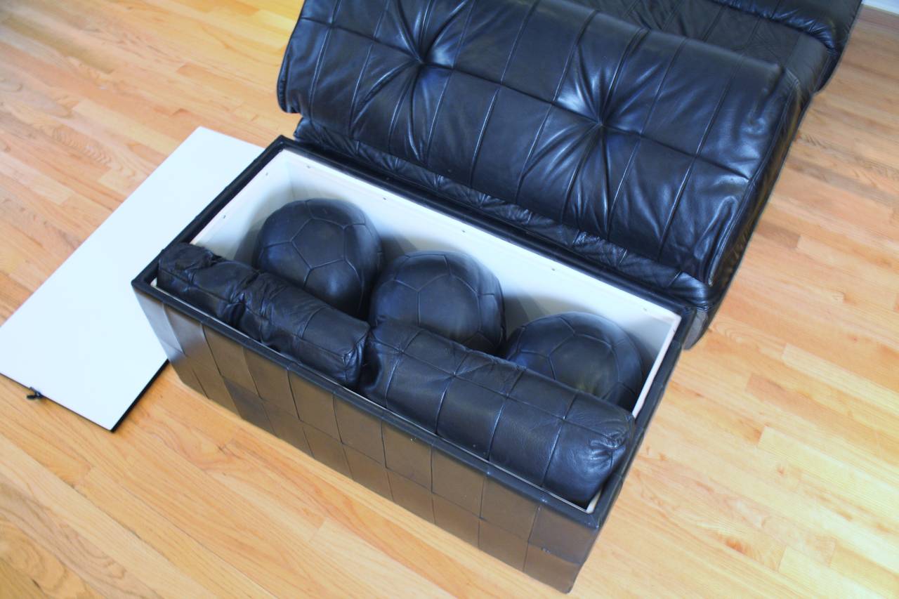 De Sede DS88 Leather Modular Sofa In Good Condition In Chicago, IL