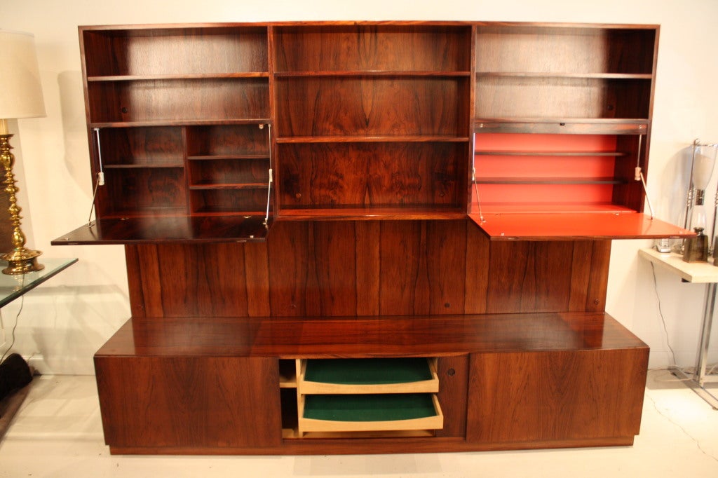 Poul Cadovius Rosewood Wall Unit In Excellent Condition In Chicago, IL