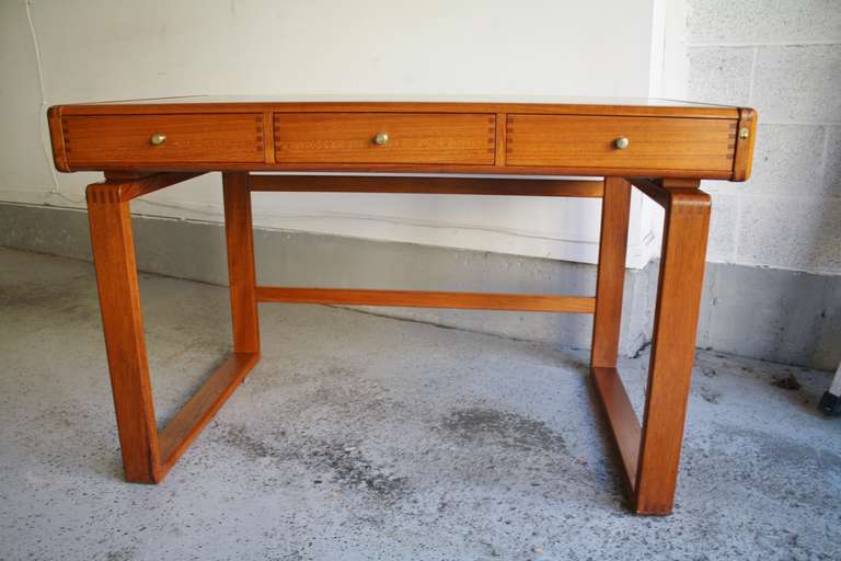 scan teak desk