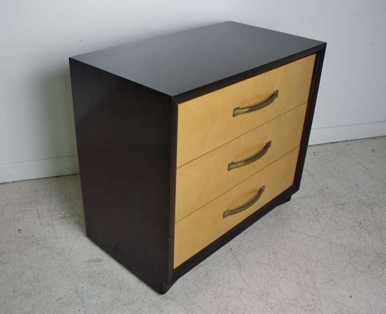 T.H. Robsjohn Gibbings Chest of Drawers In Excellent Condition In Chicago, IL