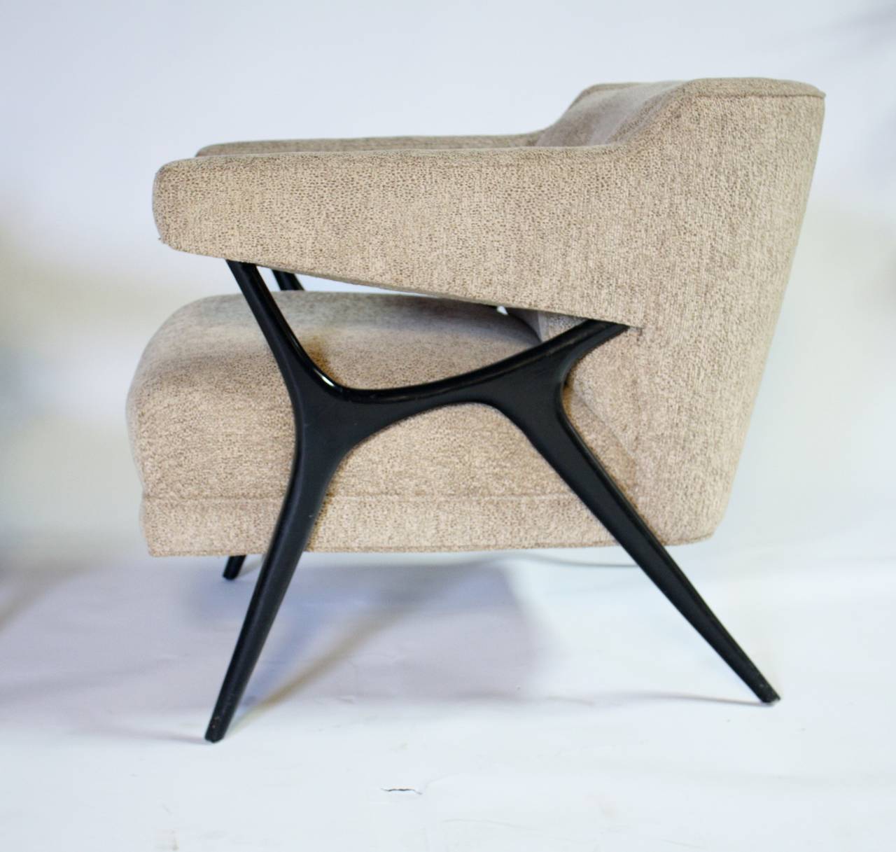 Mid-20th Century Sculptural Frame Lounge Armchairs in the Style of Kagan