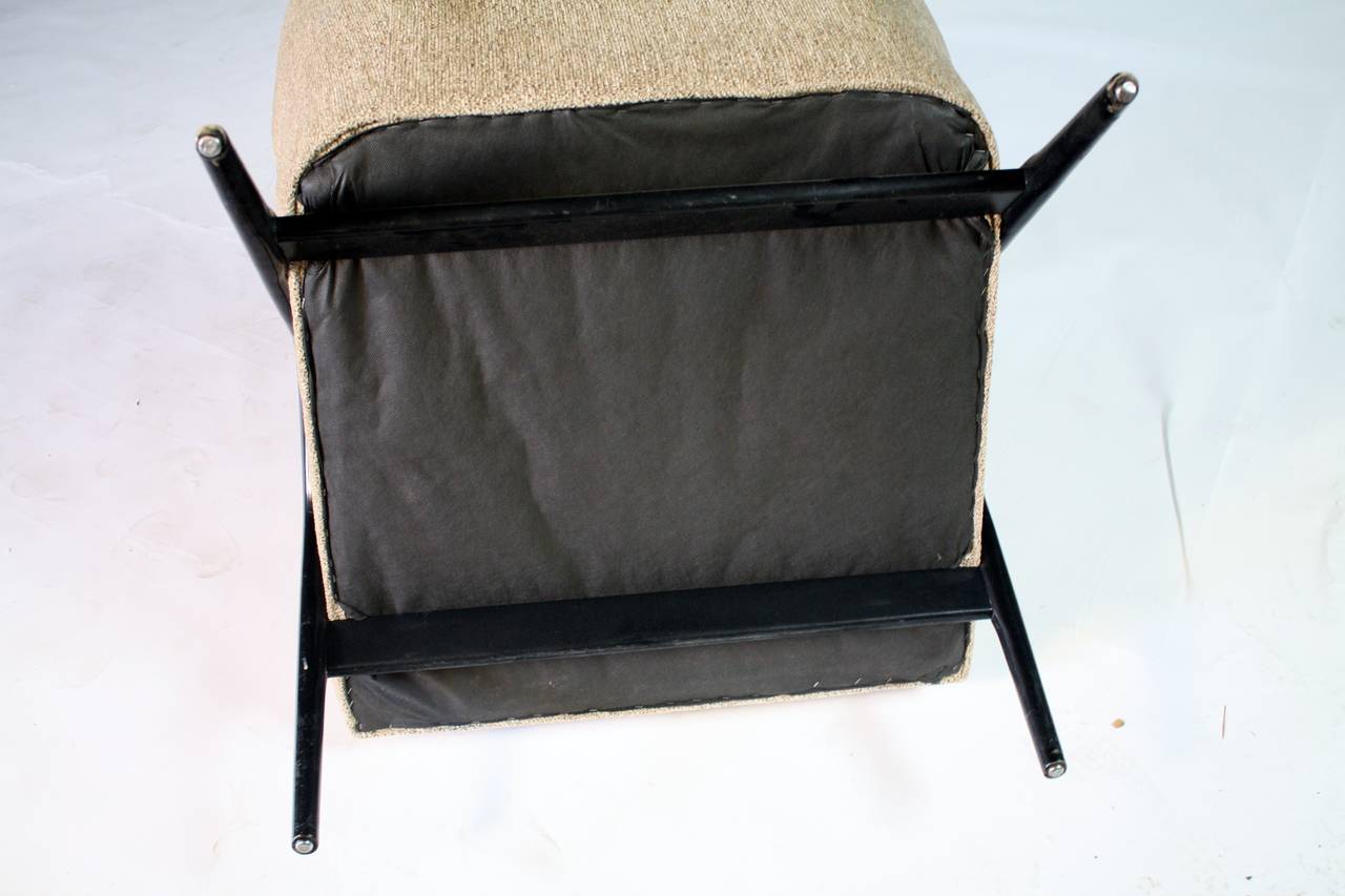 Sculptural Frame Lounge Armchairs in the Style of Kagan 1