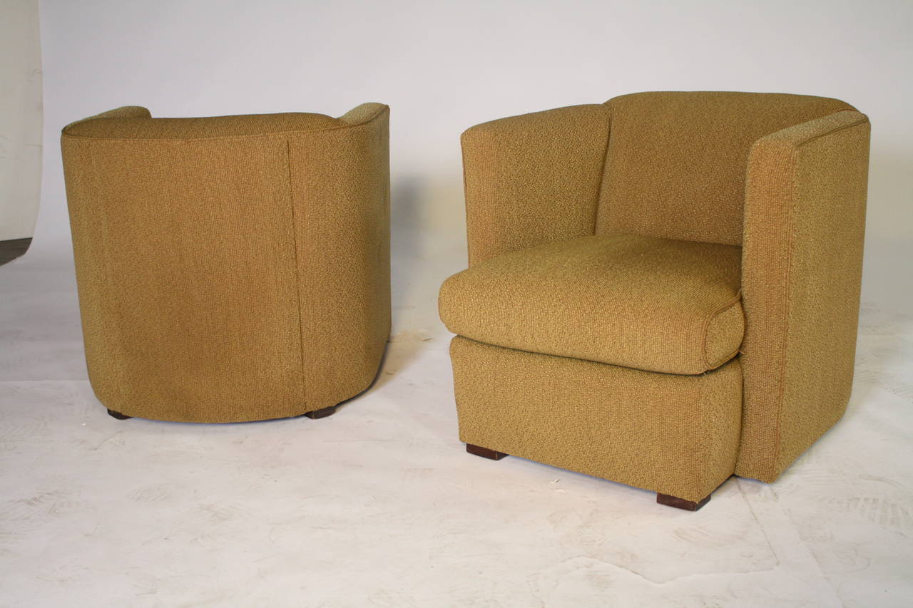 Pair of Art Moderne Barrel Club Chairs 1
