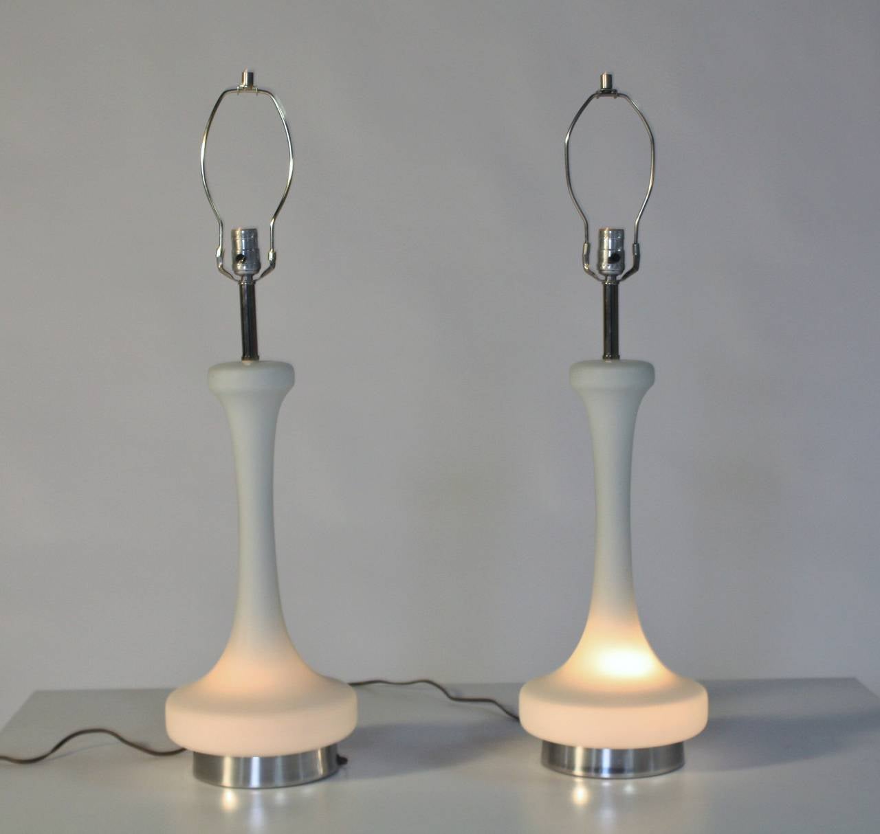 Laurel White Satin Glass Lamps In Good Condition In Chicago, IL
