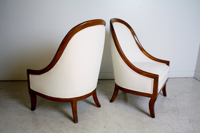 Pair of Spoon Back Barrel Chairs 1