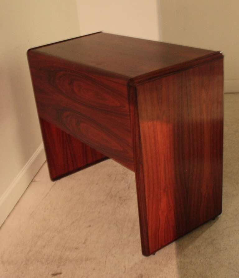 Danish Modern Rosewood Vanity and Bench 2