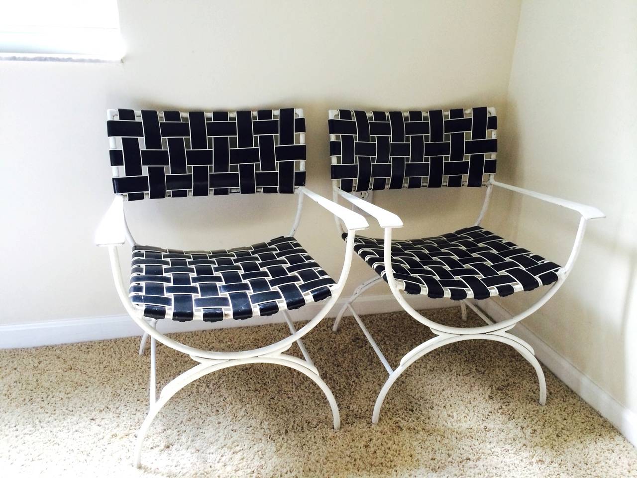 American Mid-century Modern Brown Jordan Patio Chairs (pair)