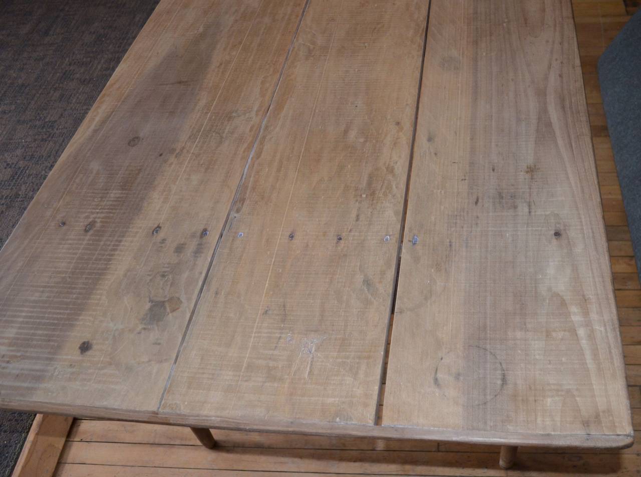 Late 1800s Scrubbed-Pine Harvest Table at 1stdibs