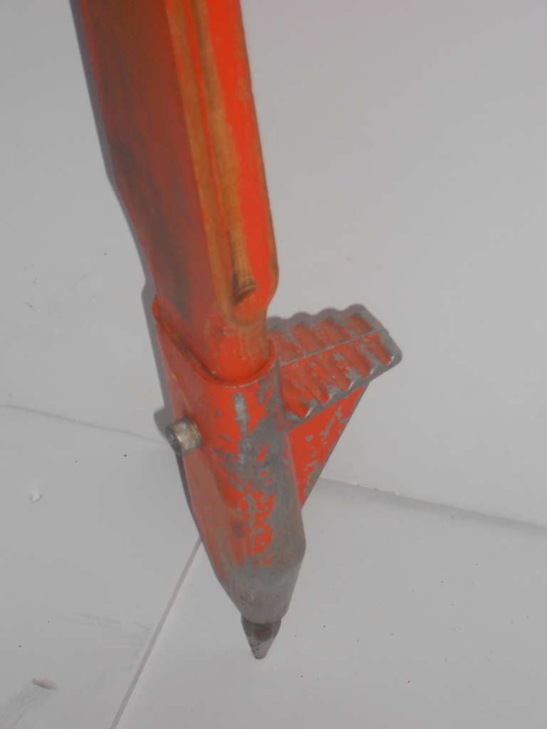Floor lamp from adjustable surveyor's tripod 2