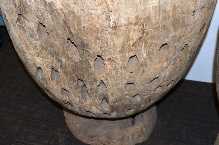 Primitive, 19th  Century, Hand-Hewn Wooden Corn Grinder 1
