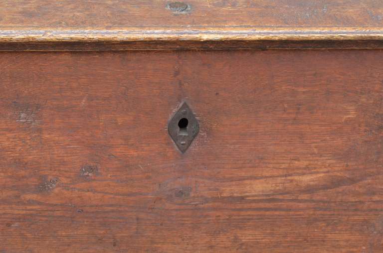 Primitive Pine Toolbox/Chest In Good Condition In Madison, WI