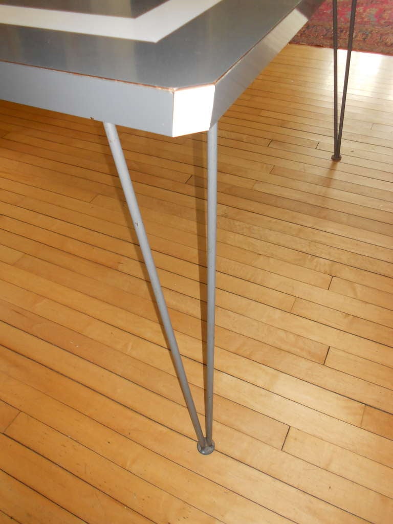Mid-Century Modern MId-Century Dining Table on Hairpin Legs with Leaf