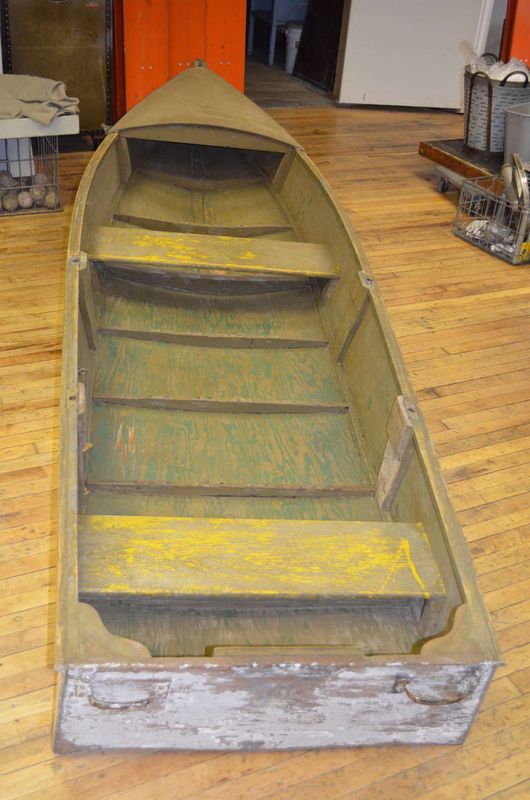 Vintage Wooden Rowboat, 12 feet long In Good Condition In Madison, WI