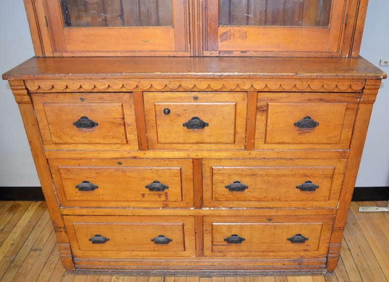 Late 19th century American Pine Cabinet/Cupboard 1