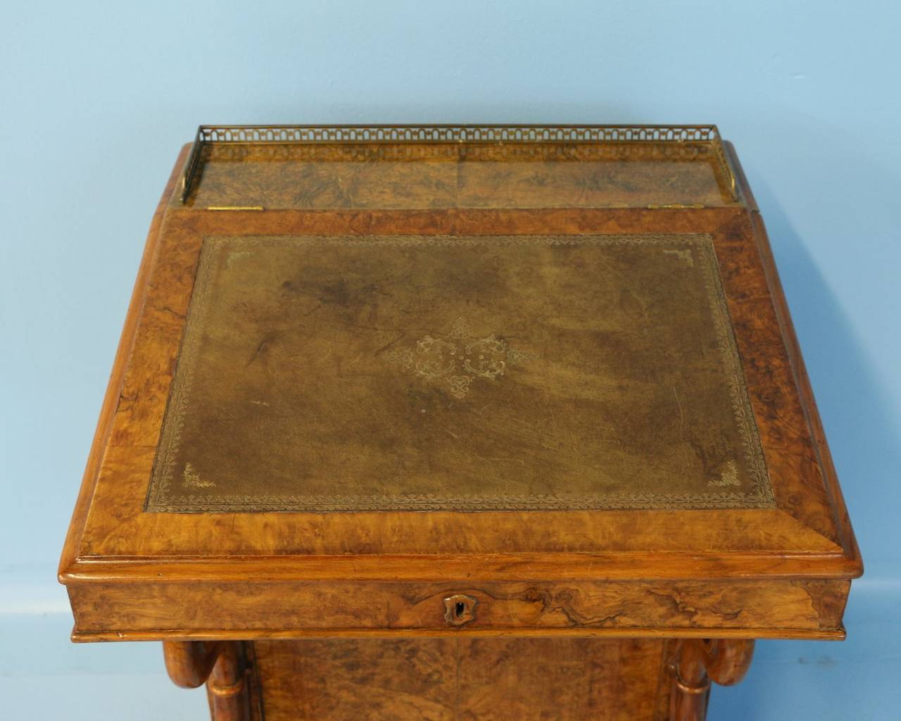 Antique English Davenport Desk, circa 1800 3