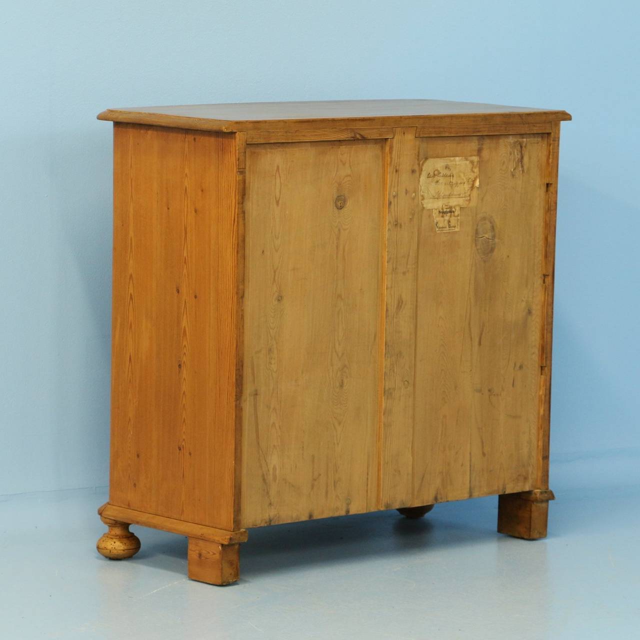 Antique Pine Bow Front Chest of Drawers, Denmark circa 1850-70 In Good Condition In Round Top, TX