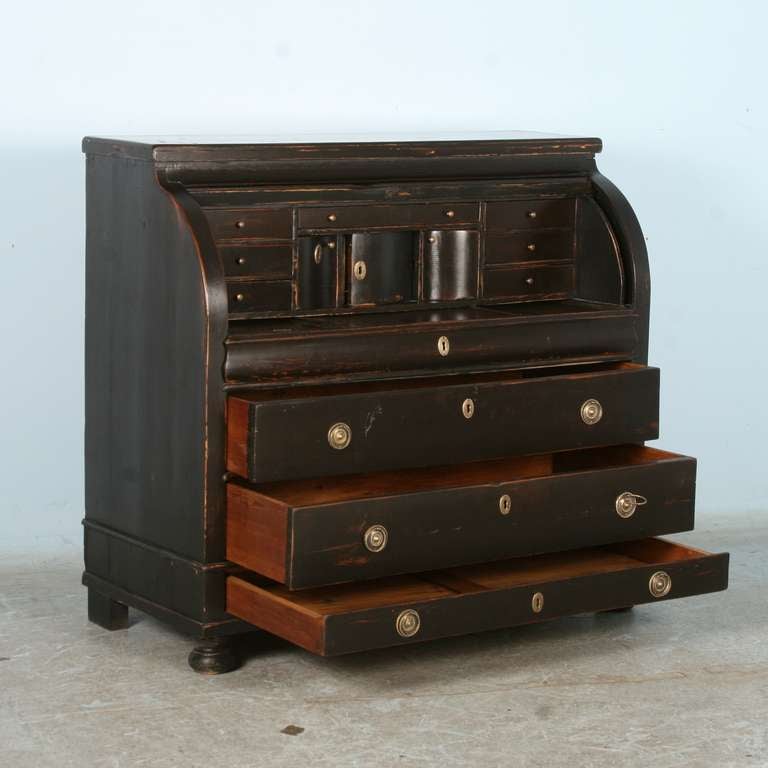 Antiker schwarz lackierter Sekretär mit Rolltop, Dänemark um 1840 (Dänisch)