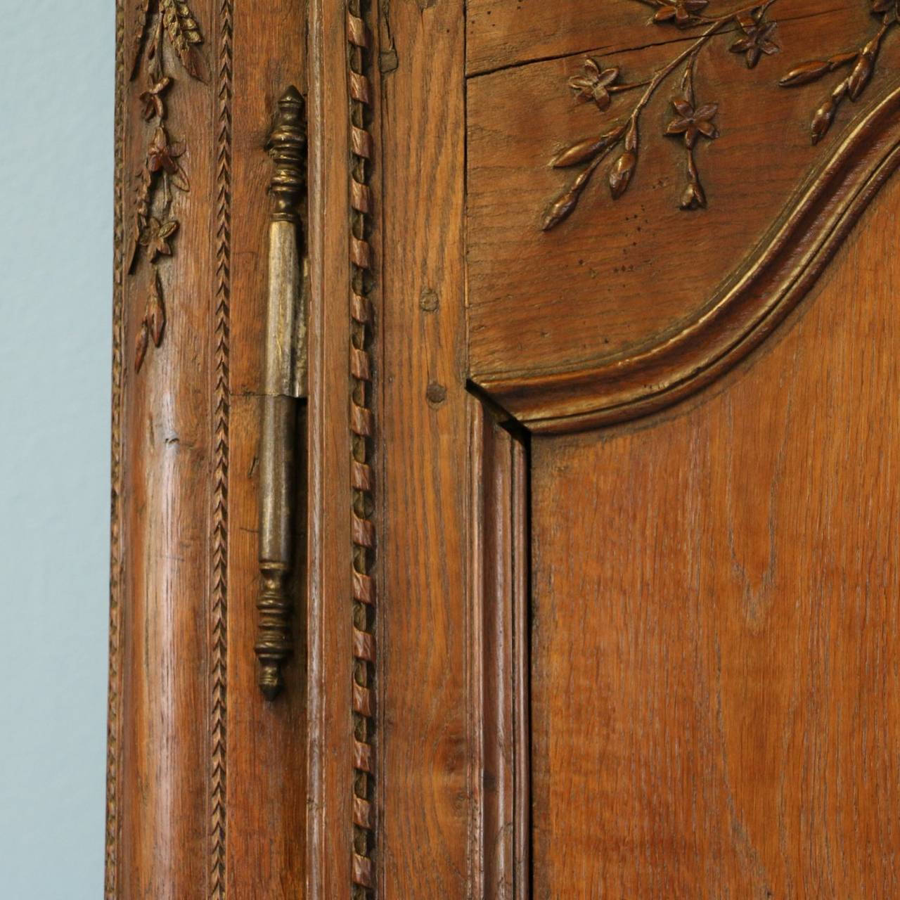 Antique French Carved Oak Armoire, circa 1800 1