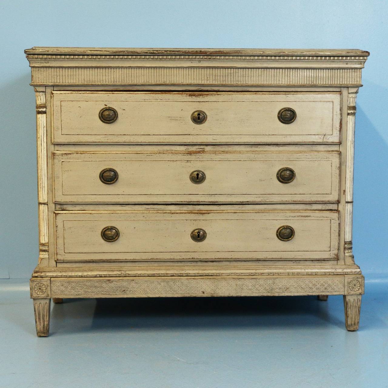 Antique Swedish White Chest of Drawers, Gustavian Style circa 182040