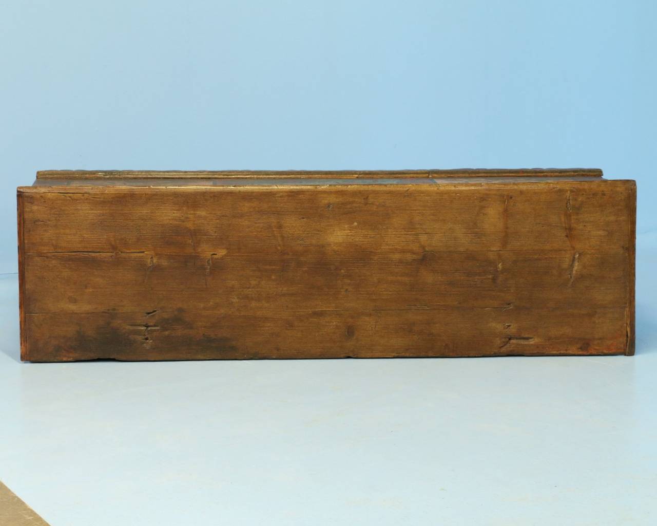 Original Painted Romanian Antique Narrow Trunk, circa 1867 2