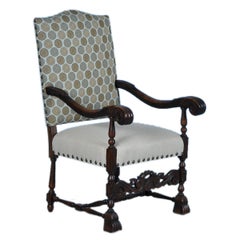 Fauteuil baroque danois sculpté avec nouveau tissu d'ameublement contemporain