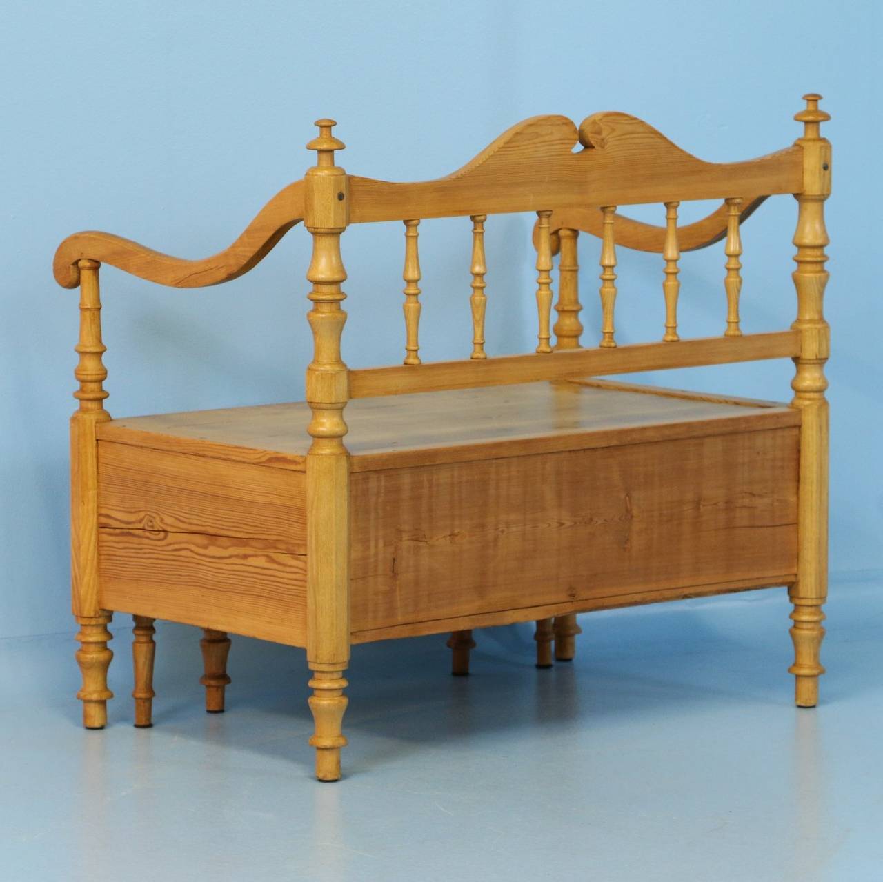 Antique Small Pine Swedish Bench with Hidden Storage, circa 1860-1880 2