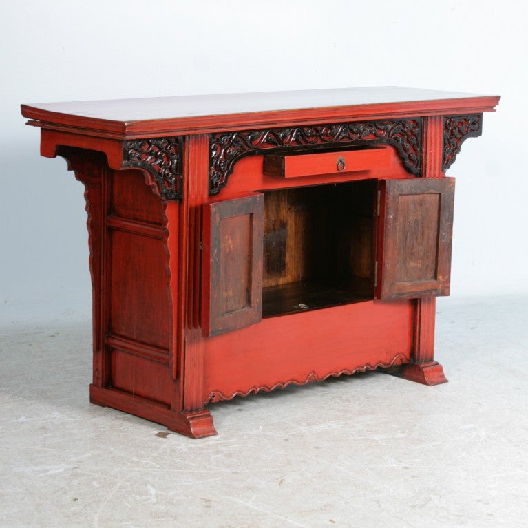 Red Painted/Lacquered Chinese Sideboard/Console/Altar Table