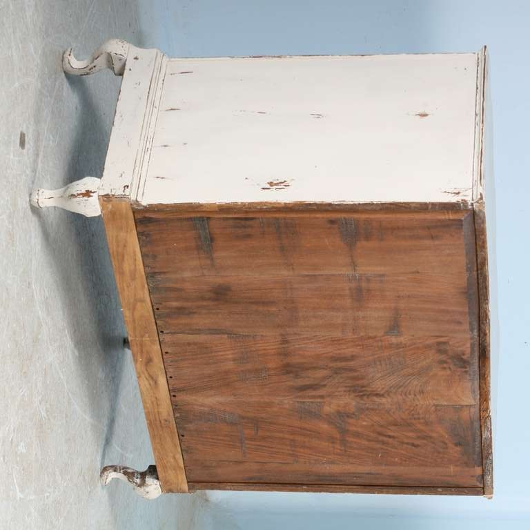 Antique Swedish White Chest of Drawers, circa 1750 2