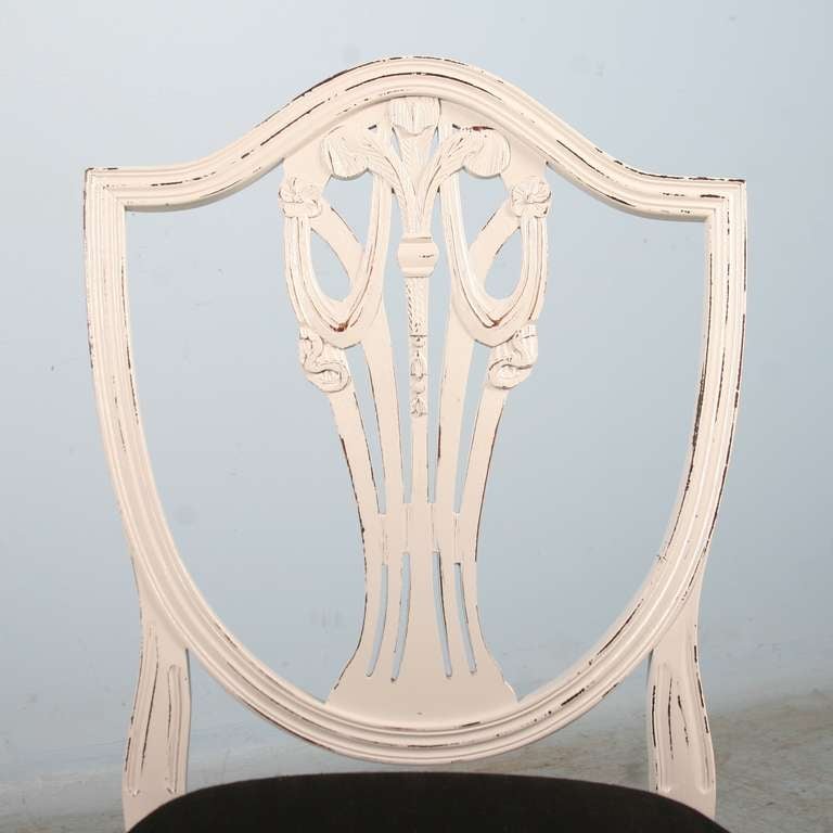 Antique Set of 8 Swedish Chairs, Circa 1920-40, Painted White in Gustavian Style In Excellent Condition In Round Top, TX