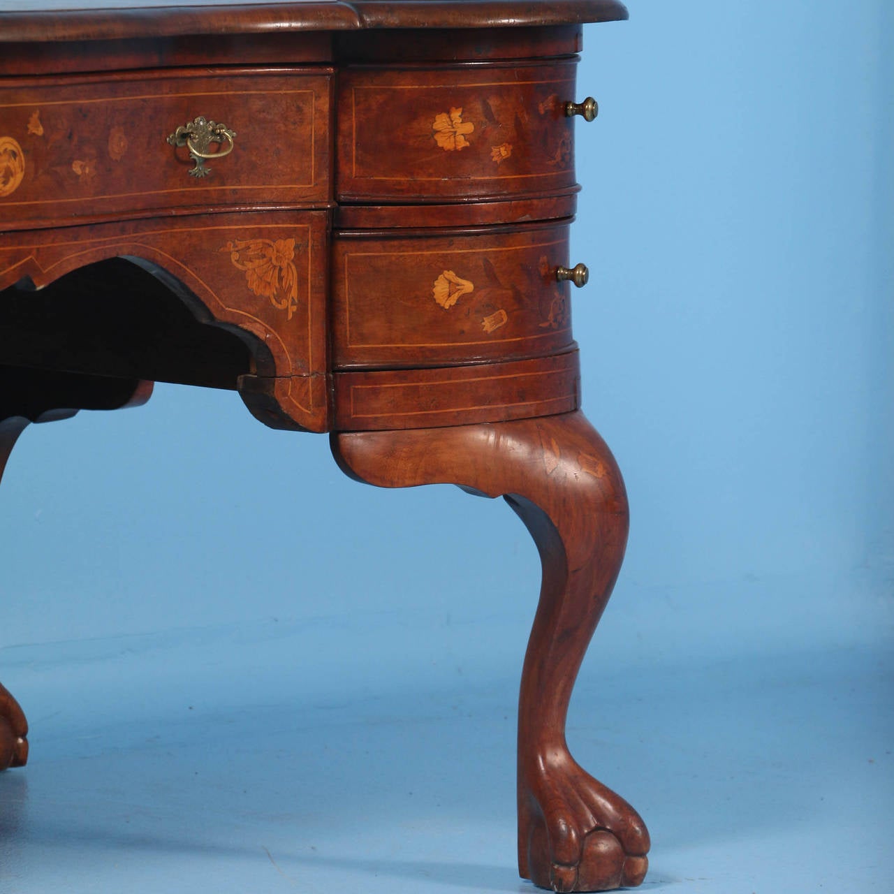 Antique Dutch Marquetry 18th Century Large Freestanding Desk For Sale 5
