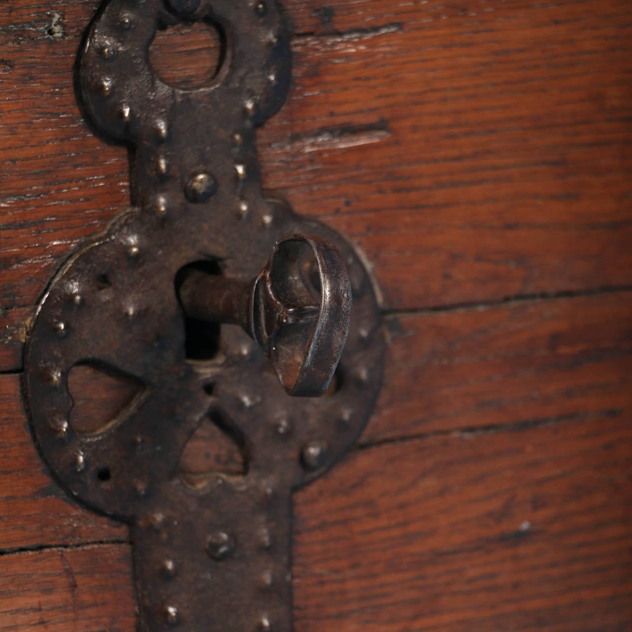 18th Century Small Antique Oak Money Chest Trunk with Wrought Iron Details, circa 1700