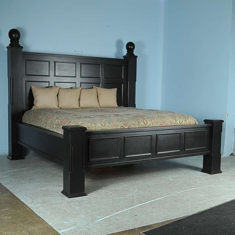 Massive Custom Black King Size Bed At, Grand King Size Bed Frame
