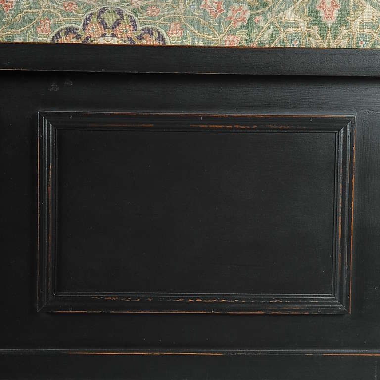 black wooden king size bed frame