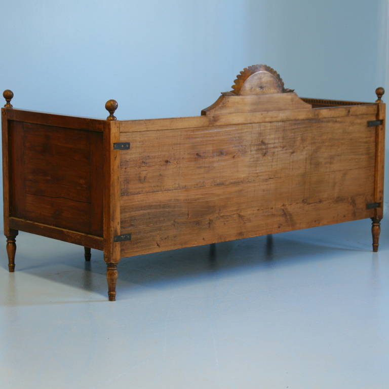 antique swedish daybed