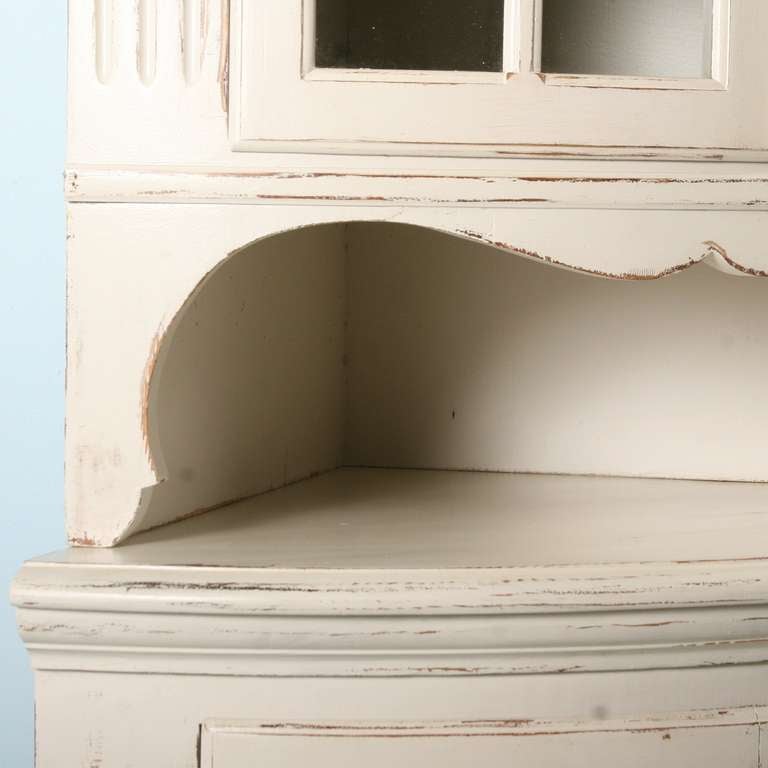 Gustavian Antique Swedish White Bow Front Corner Cabinet, circa 1900's