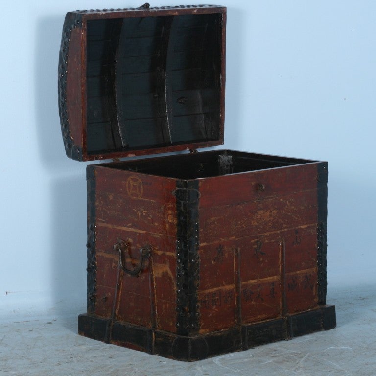 Captivating Antique Red Painted Chinese Trunk 1