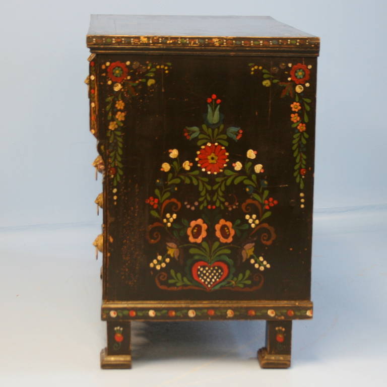 Antique Highly Painted Black Chest of 3 Drawers, Romania circa 1890 3