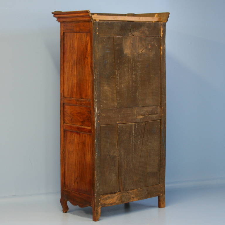 1800 antique armoire