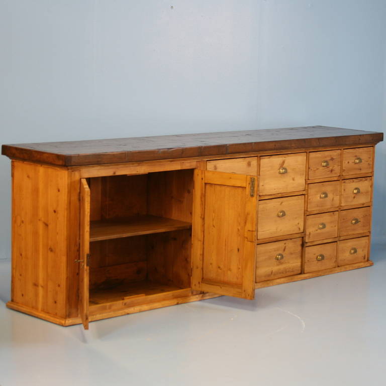 Antique Pine Grocers Counter, Excellent Freestanding Island, Reclaimed Wood Top In Excellent Condition In Round Top, TX