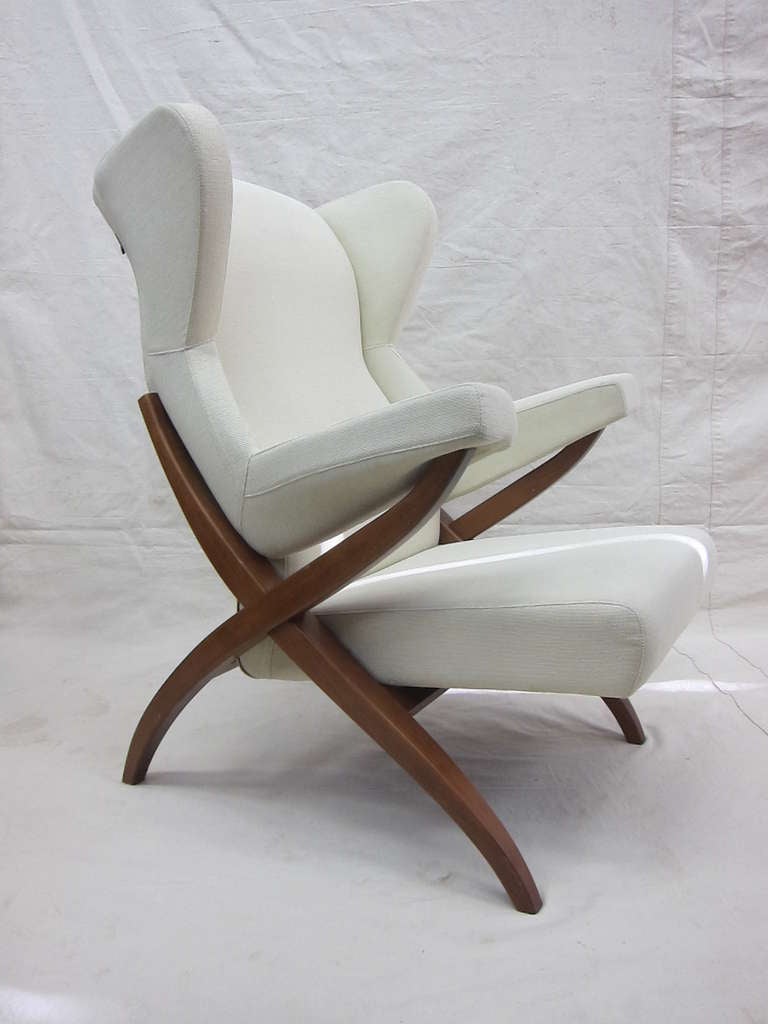 Franco Albini Fiorenza Armchair for Arflex, Italy.  Excellent condition, original fabric is in very good condition light signs of use.  One of the most comfortable chairs to sit, read, relax, nap, or watch in.