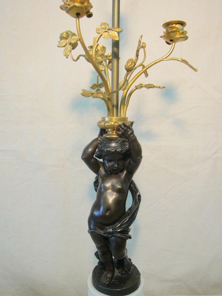 Pair of French 19th Century Bronze Putti Lamp For Sale 3