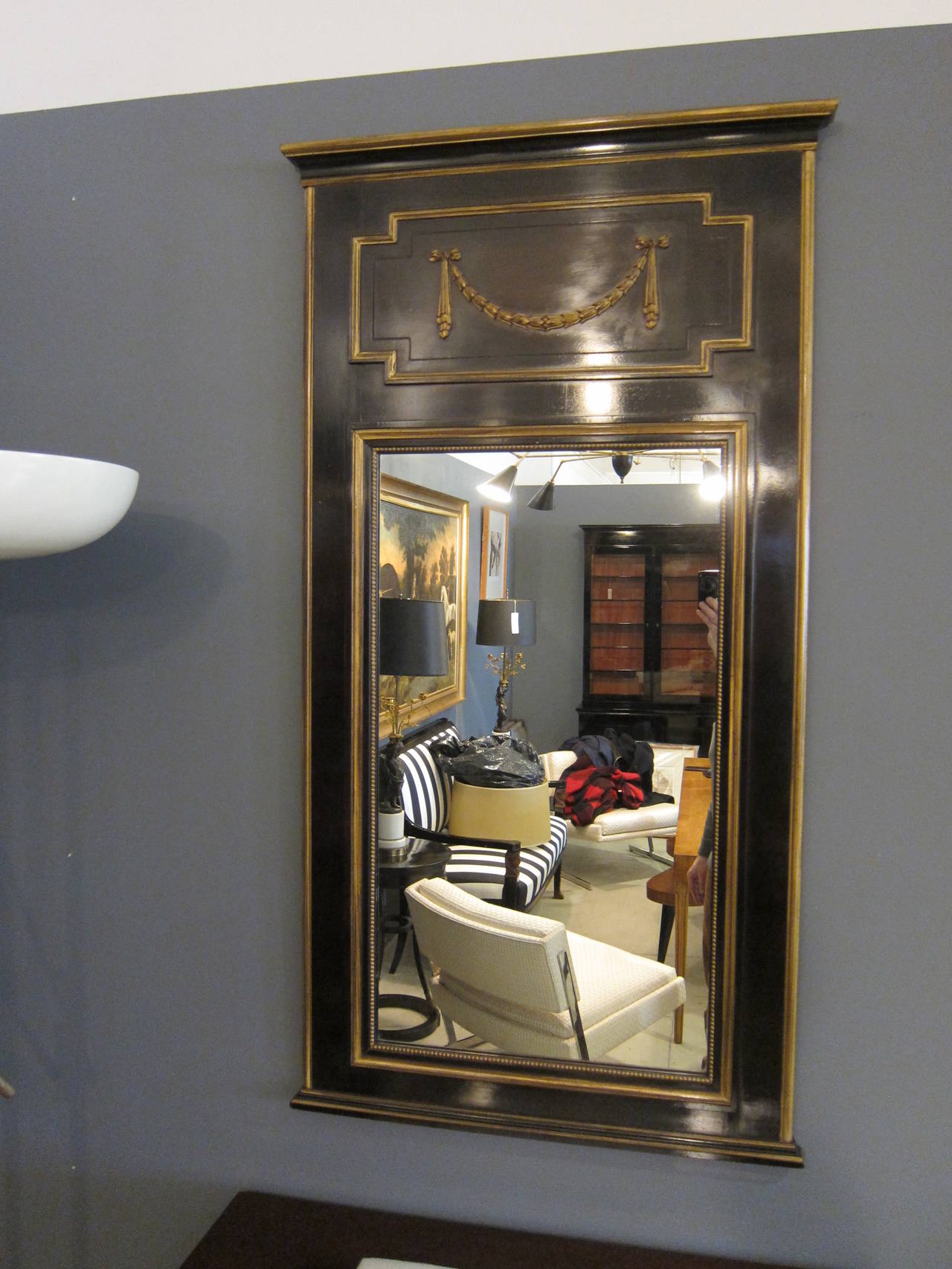 Regency Style Mirror In Excellent Condition In New York, NY