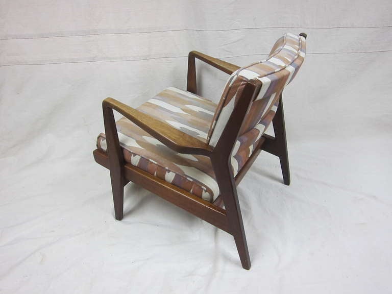 Walnut Jens Risom Lounge Chair For Sale