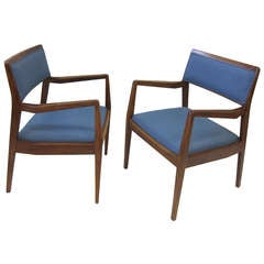 Pair Jens Risom Walnut Armchairs 4