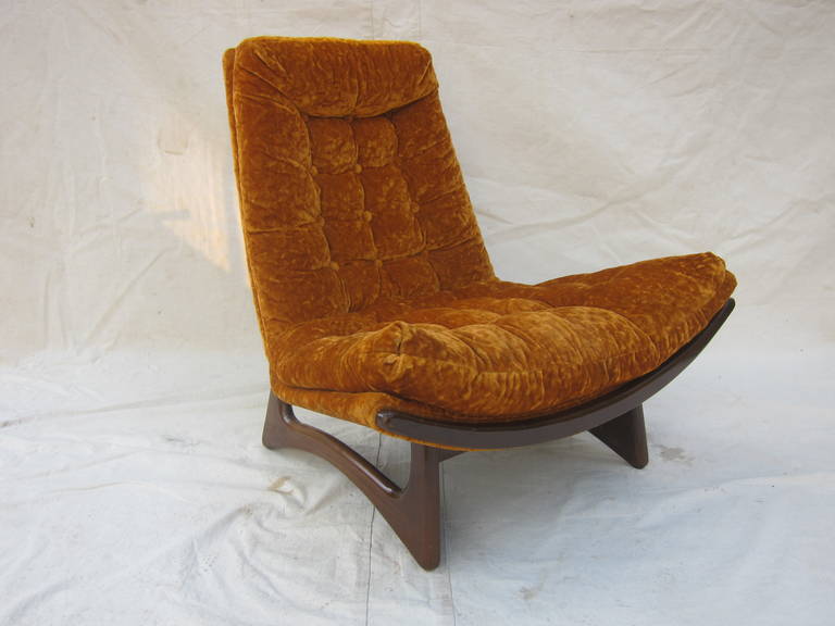 Mid-Century Modern Mid Century Lounge Chair