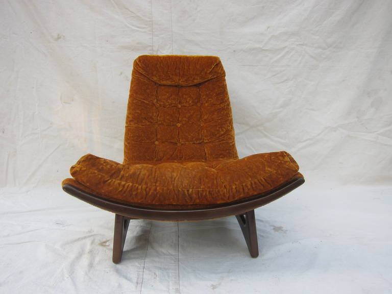 Mid-20th Century Mid Century Lounge Chair