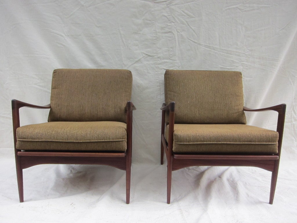 A Pair Koford Larsen Midcentury Lounge Chairs 4