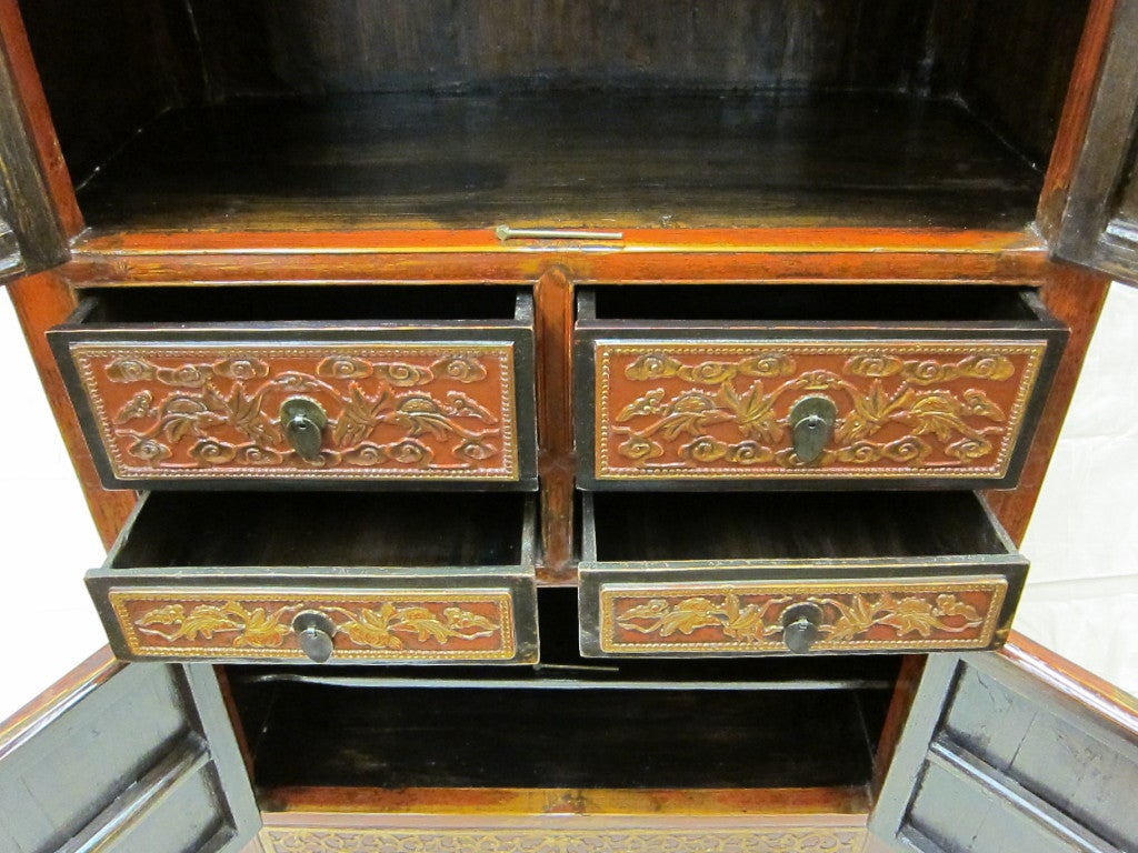 19th Century Carved Gilt Cabinet In Excellent Condition In New York, NY