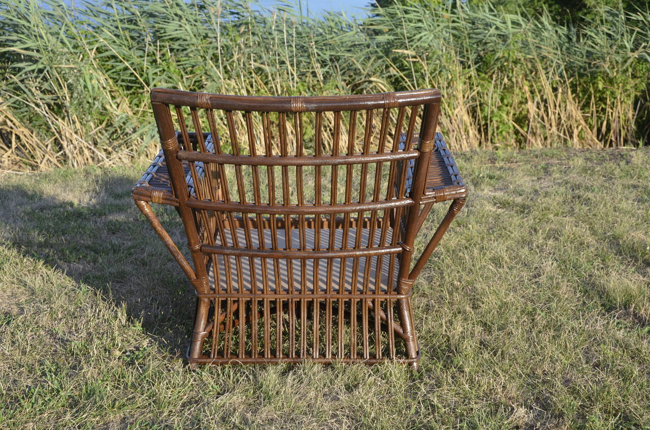 Antique Wicker Lounge Chair and Ottoman In Good Condition In Old Saybrook, CT